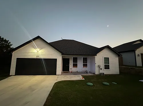 2317 Forest Hill Ln Photo 1