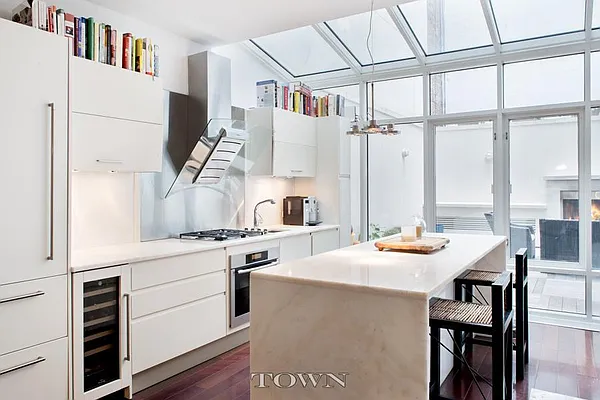 Sold by Town Residential | media 2