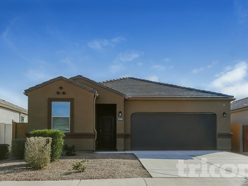 1st image of 37685 W Amalfi Ave
