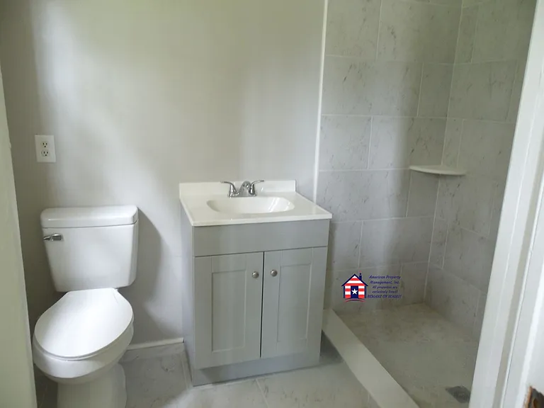 4707 Wayne Memorial Dr — Photo 8