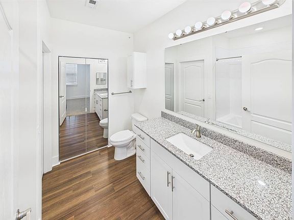 5th image of 525 Quinn Ln #17-201