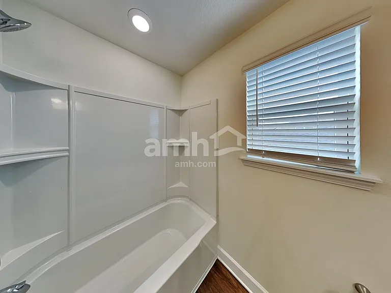 3058 Creek Village Lane Grn — Photo 15