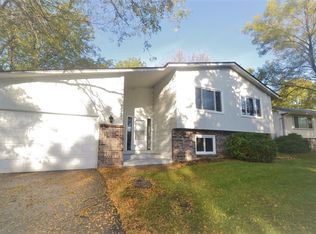 7585 Orchid Ln N, Maple Grove, MN 55311