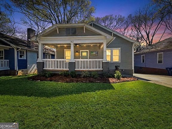 2nd image of 762 Pearce St SW