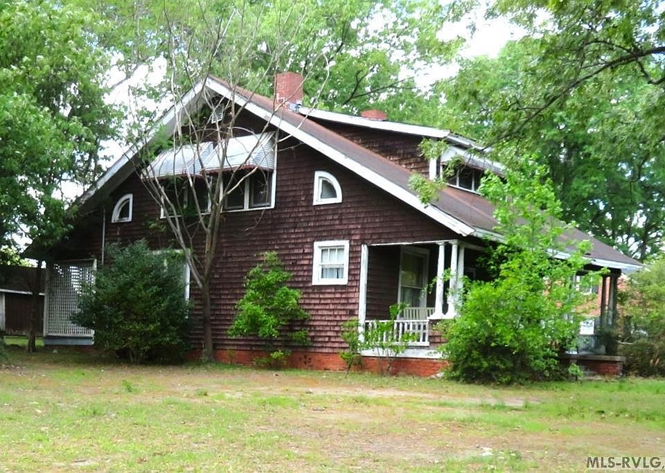 1st image of 501 Roanoke Ave