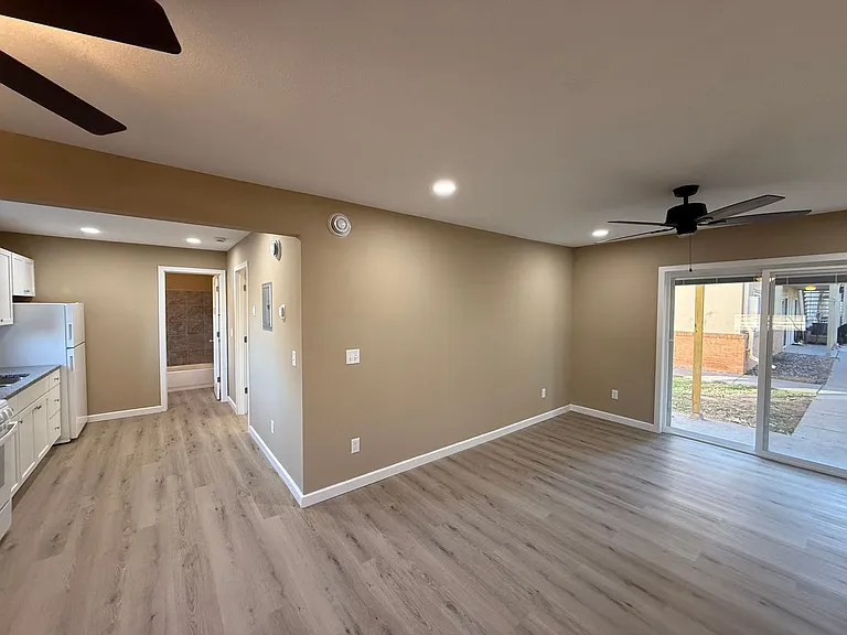 7700 Bloomington Ave South — Photo 18