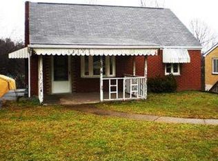 6364 Crestview Dr, South Park, PA