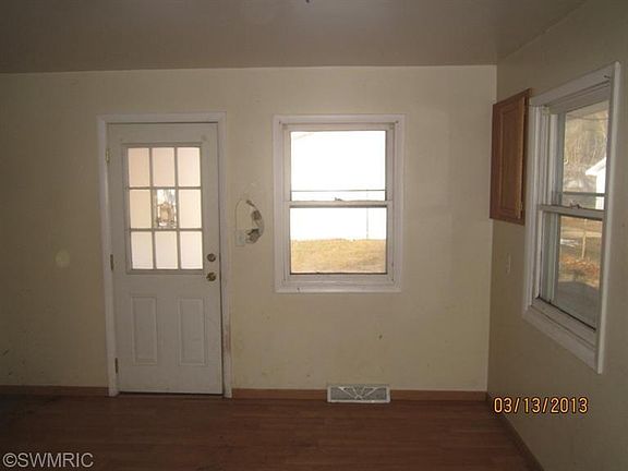 5th image of 269 Sigel Ave