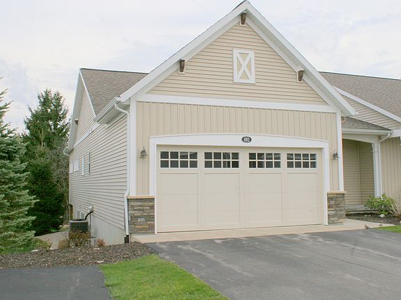 2nd image of 882 S Center Park Dr SW