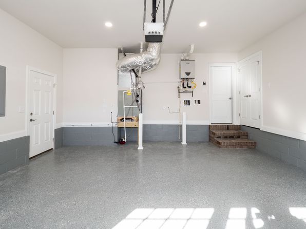 virginia-beach-virginia-402647318 picture