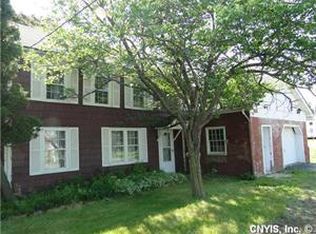 3236 Amber Rd, Syracuse, NY 13215