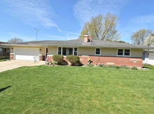 1859 Park Ave, Sycamore, IL 60178