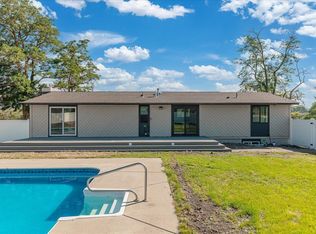 3425 E Upriver Dr, Spokane, WA 99217