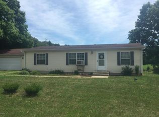 27281 M 60, Cassopolis, MI 49031