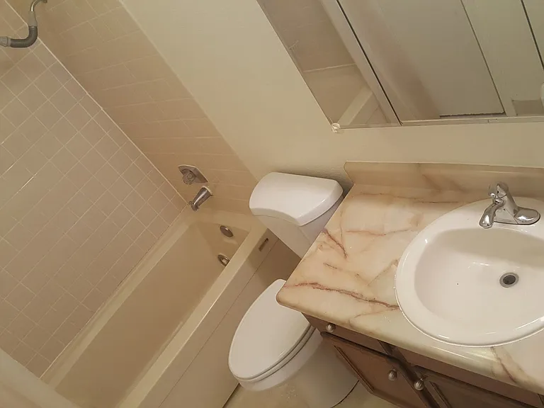 9831 Grange Dr #4 — Photo 5