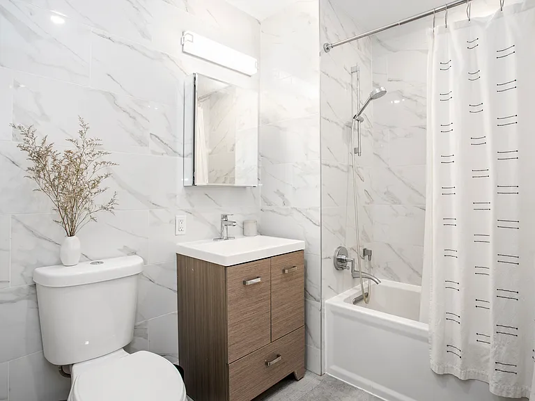 264 Pacific St #PHB — Photo 8