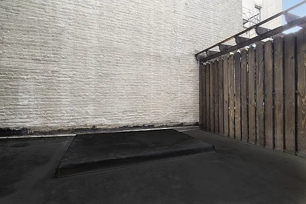 Rented by REAL New York | media 16