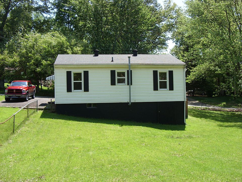 2nd image of 2307 Long St