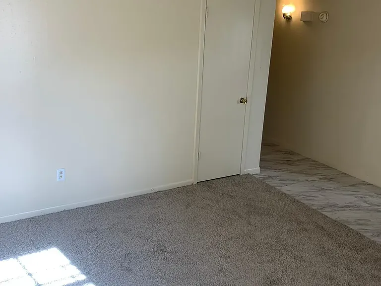 1750 N Pine St #11 — Photo 6