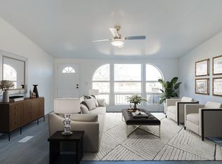 127 Enchanted Lakes Dr, Azle, TX 76020