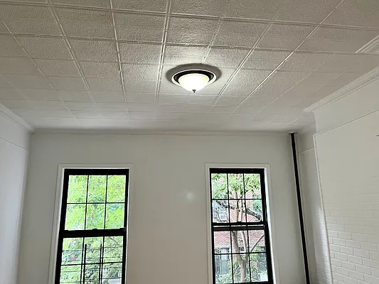 Rented by Brick&Mortar | media 27