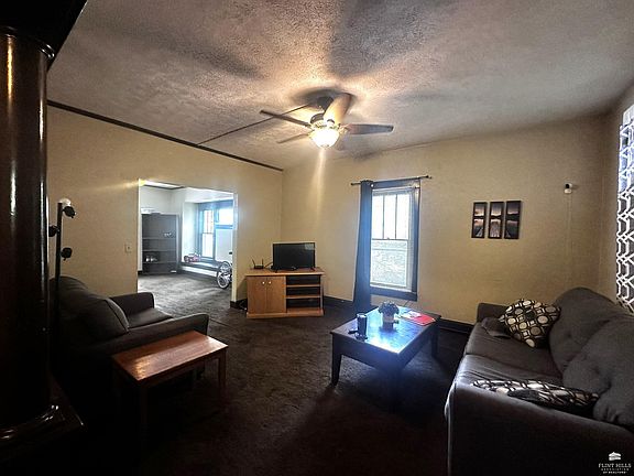 3rd image of 1729 Fairchild Ave