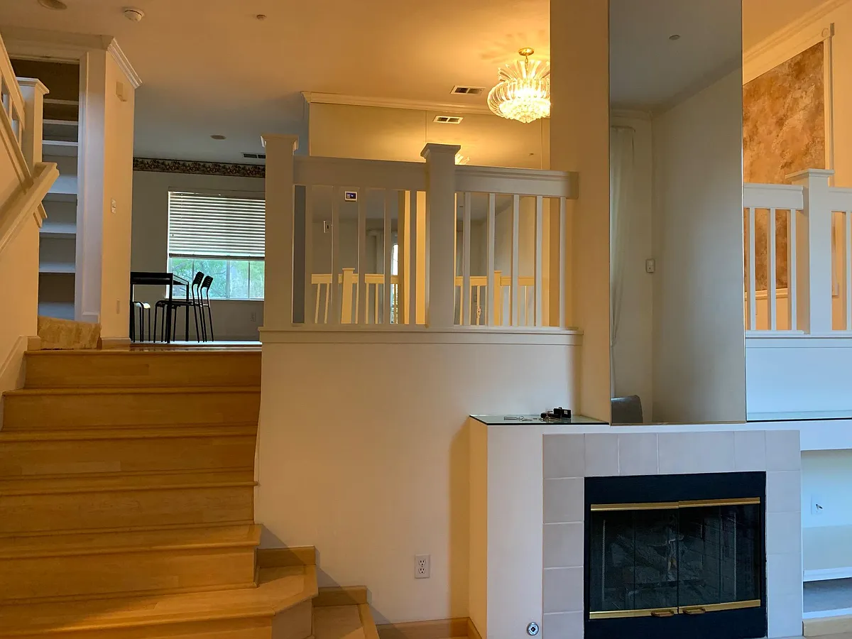 Living room & family room - 38896 Pike Cmn