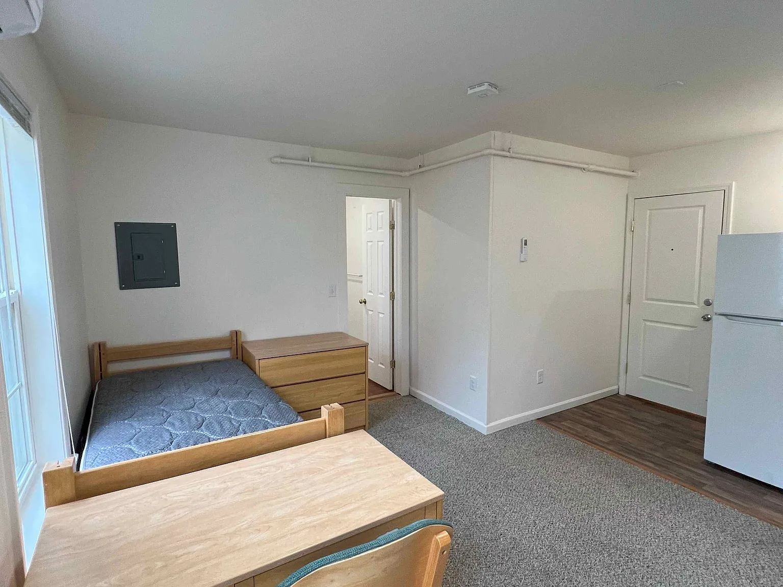 509 Wyckoff Rd — Photo 2