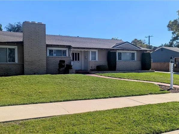 1404 N Mountain Ave, Claremont, CA 91711