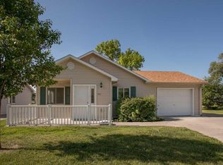 913 Avenue L, Council Bluffs, IA 51503