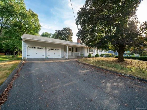 26 Guild Street, Enfield, CT 06082