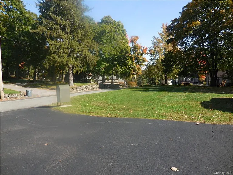 78 Duncan Ave #4 — Photo 16