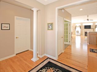 39171 Courseview Dr, Avon, OH 44011