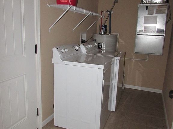 2nd image of 188 Lyle Curtis Cir APT A