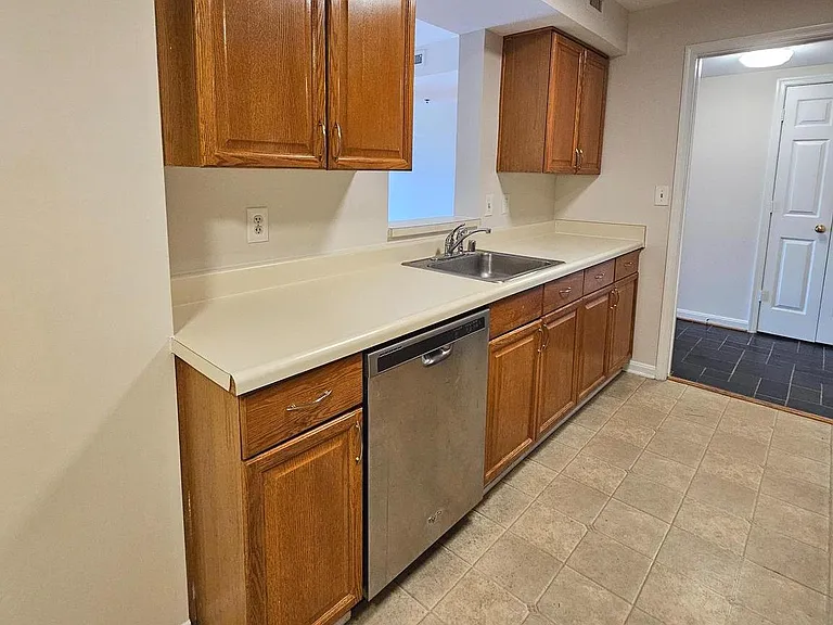 505 E Braddock Rd #608 — Photo 14