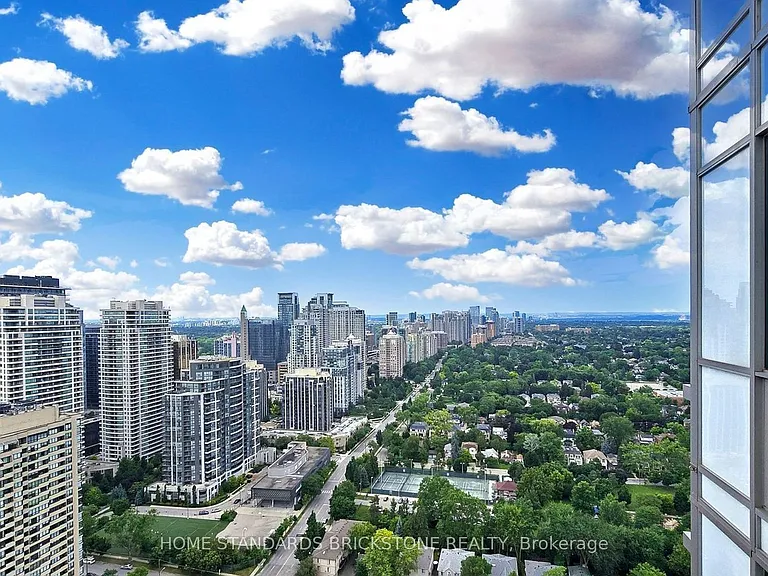 88 Sheppard Ave E #3306 — Photo 29