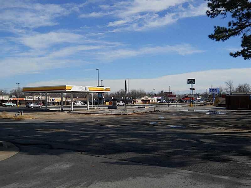2nd image of 102 Highway 412 E