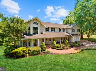 2095 Ridgemont Dr, Finksburg, MD