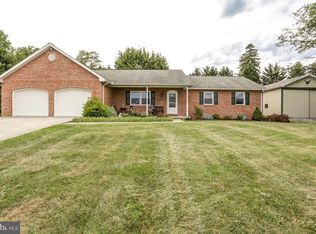 10 Rocky Ridge Rd, Dillsburg, PA 17019