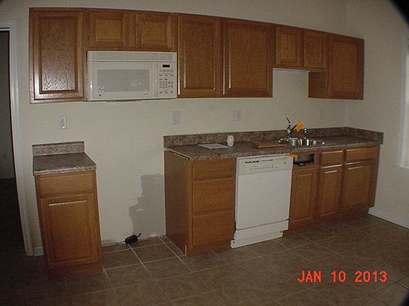 3rd image of 164 W 12th Street