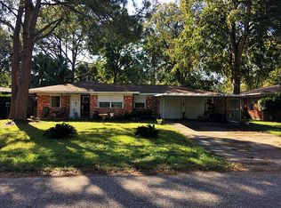 2709 Katherine St, La Marque, TX 77568
