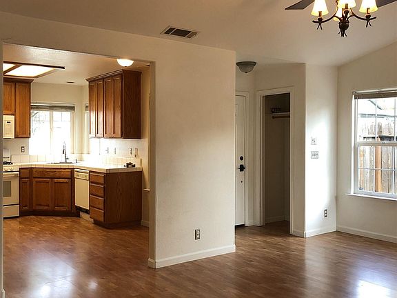 5th image of 18497 Baker Ave