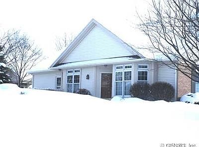 1st image of 2 Fairvale Dr