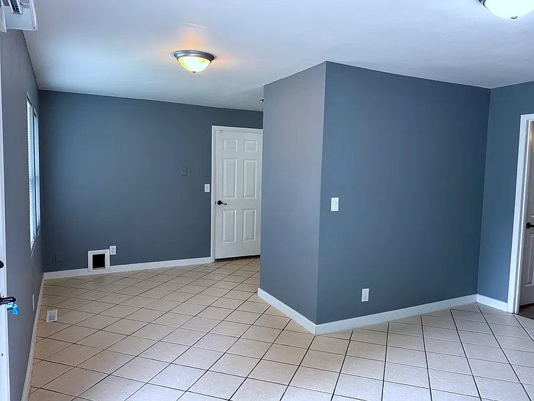 1105 E Edgewood St — Photo 7