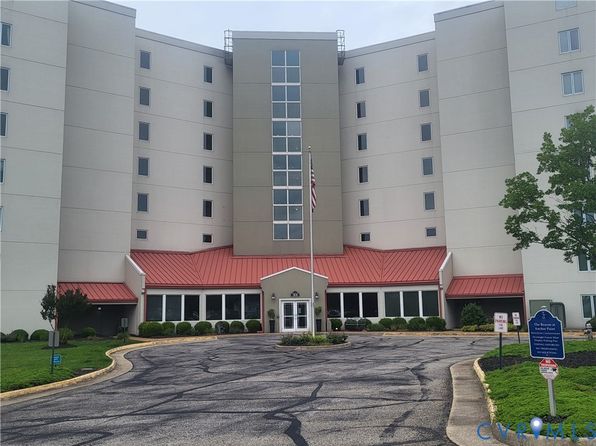 301 Beacon Ridge Dr Unit 703