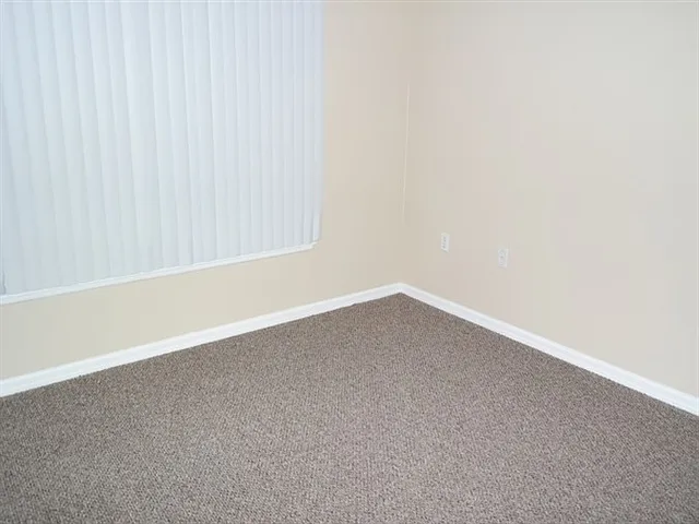 312 Azores Pl — Photo 8