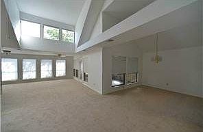 5th image of 901 Riverlawn Dr