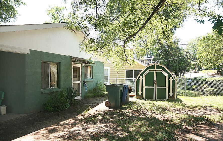 2nd image of 710 Dowd St