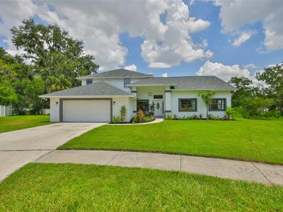 712 Sportsman Park Dr, Seffner, FL, 33584