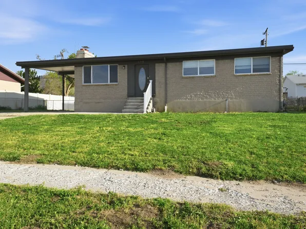 698 E Oquirrh Ave, Tooele, UT 84074